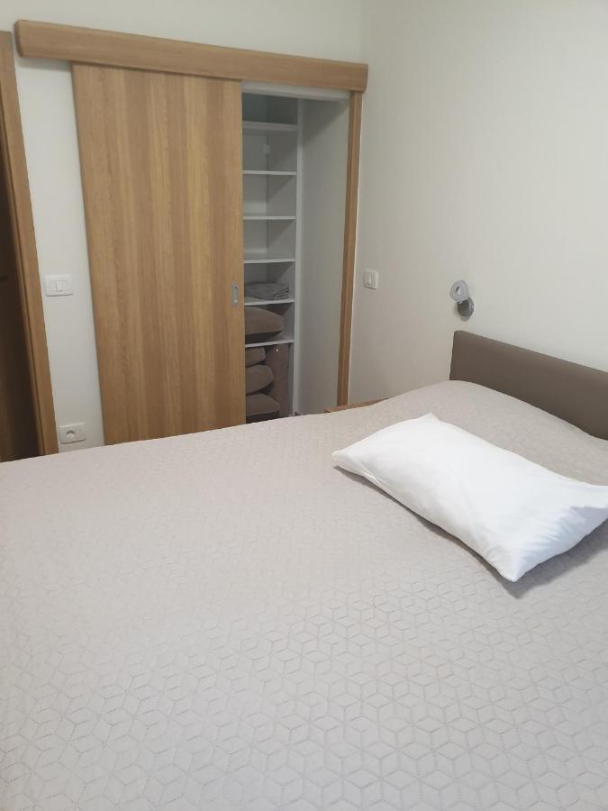 Apartment With Terrace 포르토로즈 외부 사진